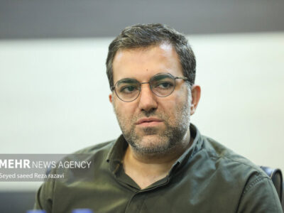 تقابل صعود الهی شهید سلیمانی وسقوط مادی ترامپ/ هنر روایتگر اقتدار باشد