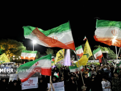 حضور مردم تبریز در چهارراه آبرسان و میدان ساعت