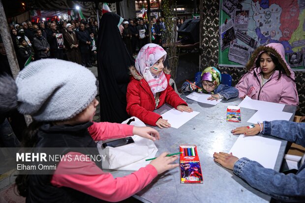 حفظ محیط زیست همگام با حضور مردمی در تجمعات خیابانی