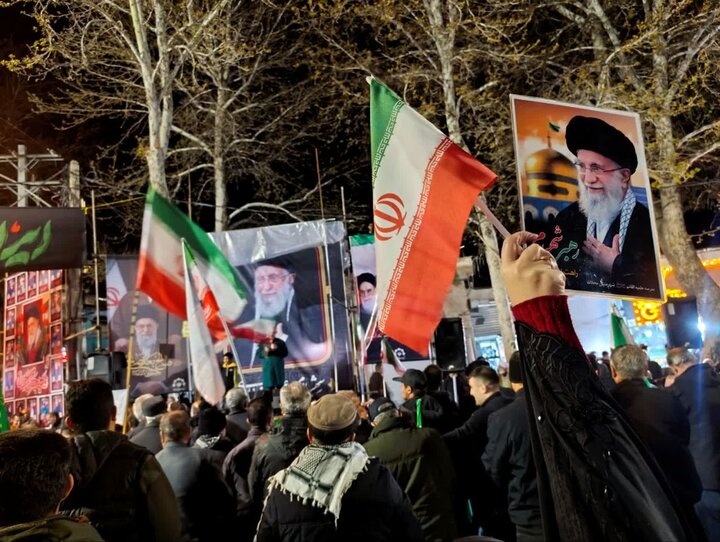 شکوه حضور پرشور ساوجی ها در حمایت از رهبر معظم انقلاب و نیروهای مسلح