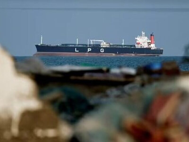 عبور دو کشتی حامل گاز مایع از تنگه هرمز/ این کشتی‌های متعلق به کدام کشور بودند؟