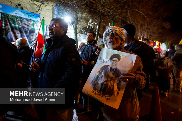 پنجاه و هفتمین موج حضور مردم اسفراین در میدان