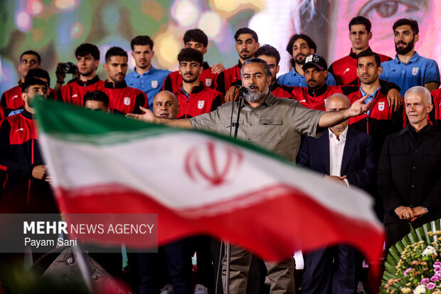 از «عشق بی‌کران» فوتبال تا «گالوش کهنه» گیلان در روزهای آخر اردیبهشت