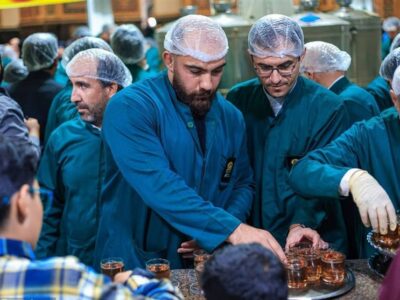 تصاویری از حضور تیم ملی کشتی در حرم رضوی