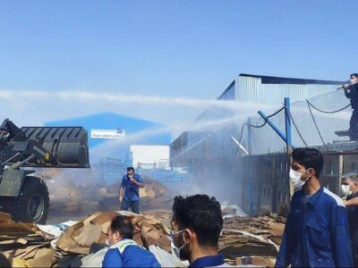 جزئیات آتش‌سوزی ضایعات کارخانه لوازم خانگی شاهین شهر