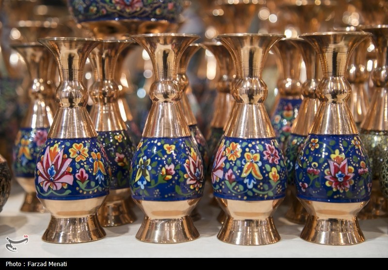 صنایع دستی در تبعیض بانک‌ها/ تسهیلاتی که به هنرمندان نمی‌رسد!