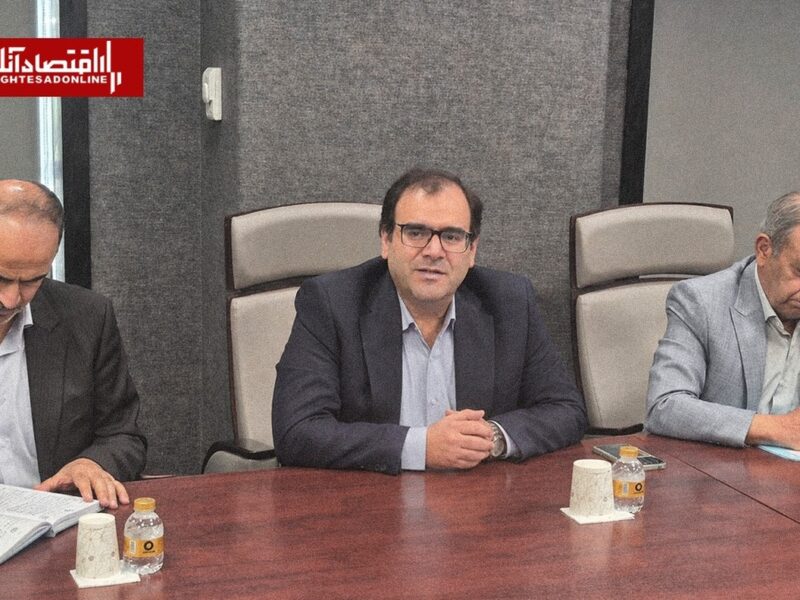 معرفی نماد «زهلال»؛ بازوی سرمایه‌گذاری هلال احمر تبدیل نهاد مالی می‌شود