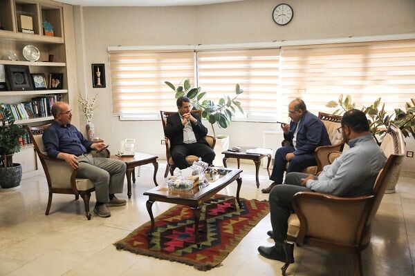 اولویت‌بخشی به پروژه‌های مرتبط با «حافظه جمعی» و «نیازهای
حیاتی» شهروندان در شرکت بازآفرینی شهری ایران