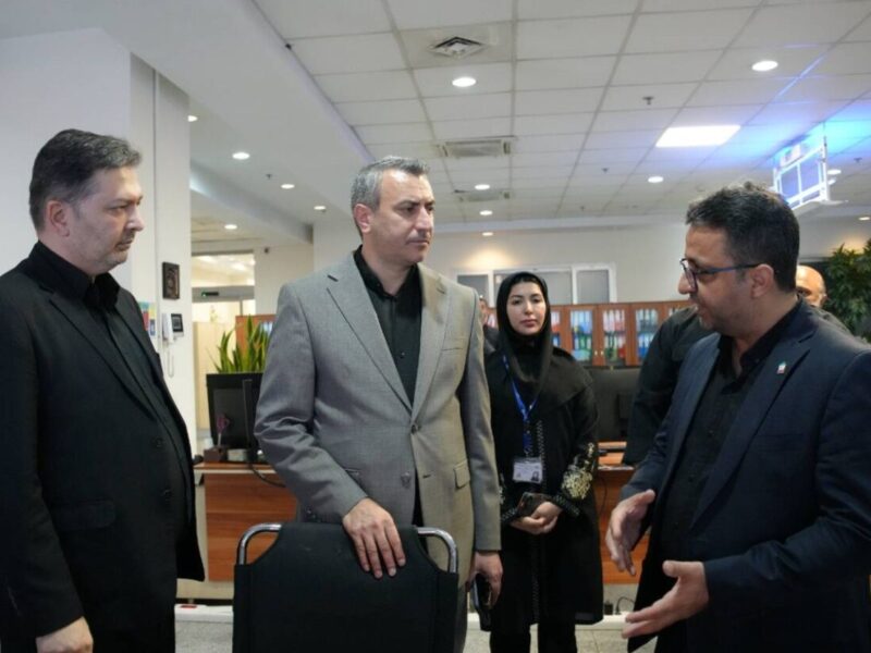 بازدید مدیرعامل شهر فرودگاهی امام خمینی(ره) از مرکز عملیات
فرودگاهی