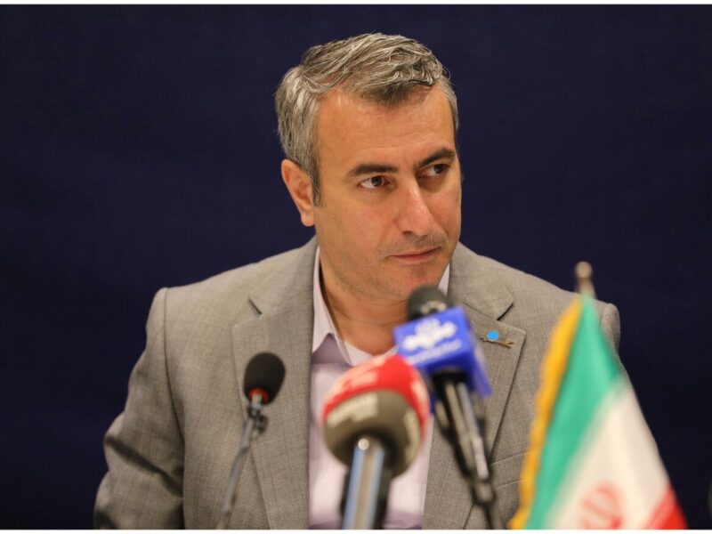 بسیج همه‌ ظرفیت‌های شهر فرودگاهی برای خدمت رسانی به مسافران
آیین وداع با رهبر شهید انقلاب