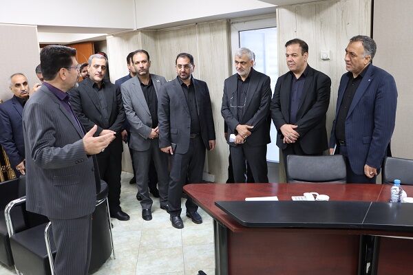 هماهنگی ملی برای خدمترسانی به زائران مراسم تشییع پیکر رهبر
شهید در مشهد/ تمهیدات حملونقلی بررسی و نهایی شد
