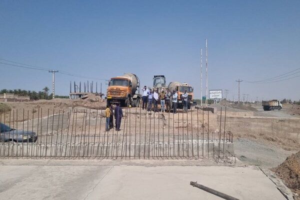 ویدئو/ بازدید مدیرکل راهداری و حمل و نقل جاده ای جنوب کرمان
از محور پل بهادرآباد–رودبارجنوب–جازموریان/ پل ۲۰ دهانه ورودی شهر
زهکلوت در آستانه تکمیل