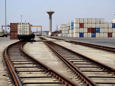 پایان عملیات اجرایی دستک‌ها و پایه‌های پل راه آهن محور اردستان – اصفهان
