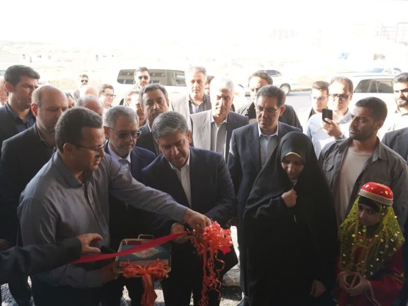 افتتاح و بهره‌برداری از ۸۶۳ واحد مسکونی طرح نهضت ملی مسکن در
اردبیل