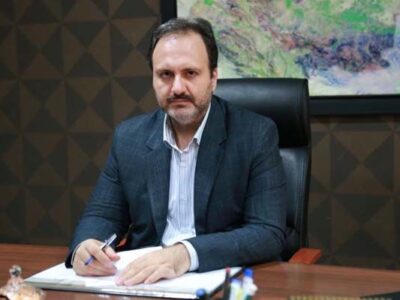 اهدای لوح سپاس رئیس مرکز کارشناسان رسمی دادگستری استان قزوین
به مدیرکل راه و شهرسازی استان