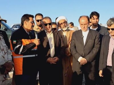 ببینید| آغاز عملیات اجرایی فاز نخست پروژه دروازه قرآن
نهبندان در خراسان جنوبی با حضور نایب‌رئیس مجلس