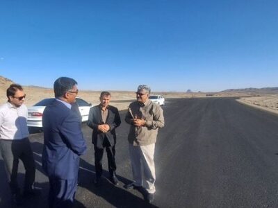 ببینید|بازدید معاون هماهنگی امور عمرانی استاندار به همراه
مدیرکل راه و شهرسازی سیستان‌وبلوچستان از عملیات ساخت بزرگراه
زاهدان–خاش