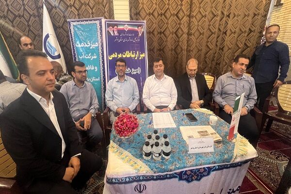 برپایی میز خدمت راه و شهرسازی استان بوشهر در نمازجمعه
بوشهر