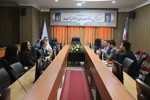 برگزاری نشست شورای هماهنگی روابط عمومی‌های راه و شهرسازی
استان البرز به مناسبت روز خبرنگار
