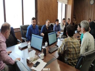 خدمت جهادی در روز تعطیل؛ حضور مشاوران وزارت راه و شهرسازی در
خراسان شمالی برای گره‌گشایی از پروژه‌های مسکن