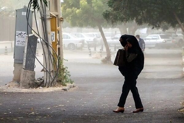 رگبار و رعد و برق در شمال و جنوب کشور و وزش باد شدید در
تهران