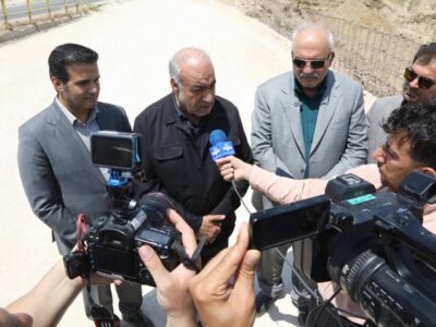 معاون وزیر راه و شهرسازی: یک باند کنارگذر رزن تا پایان فصل
کاری امسال بهره‌برداری می‌شود