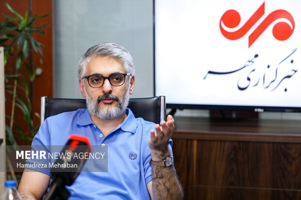 نقش دراماتورژی در متن/به جای سیاست از انسانیت گفتیم