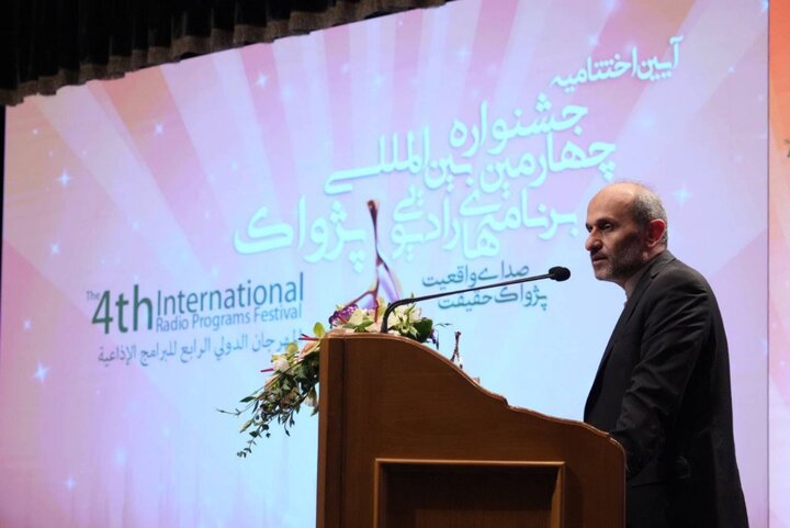 پاسخ کنایی جبلی به تلویزیون ندیدن پزشکیان/باید به رسانه ملی افتخار کرد