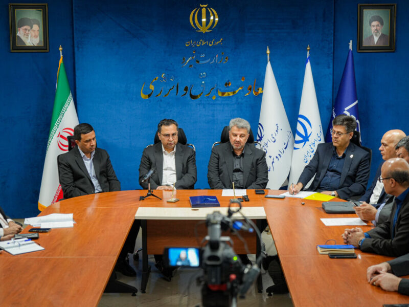 گام مشترک برای ساختمانهای کممصرف؛ تفاهمنامه توسعه
انرژیهای تجدیدپذیر امضا شد