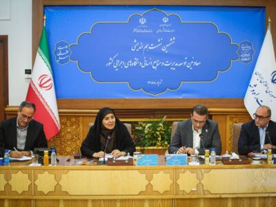 نظام اداری کشور ازظرفیت و توان قابل توجهی برخوردار
است