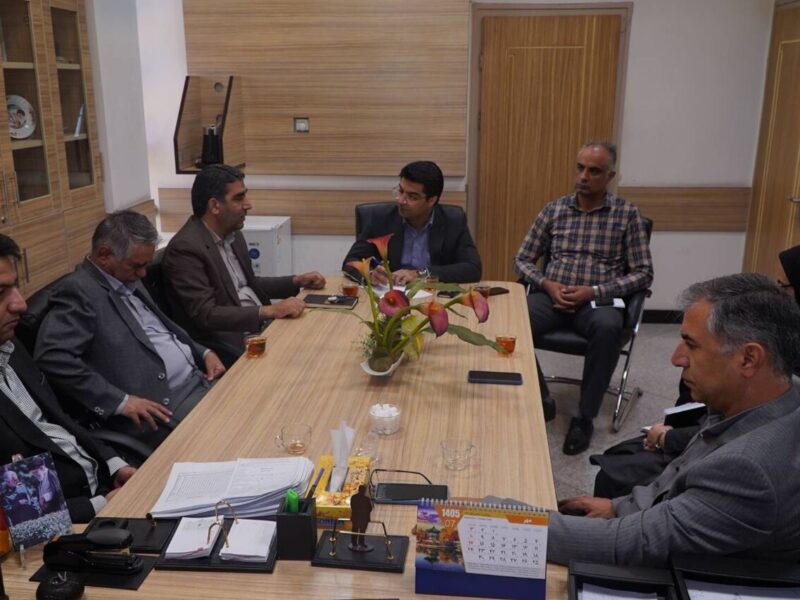 تأکید مدیران ارشد راه و شهرسازی استان کرمان بر ضرورت رعایت
استانداردهای پوشش و رفتار در تمامی سطوح سازمانی