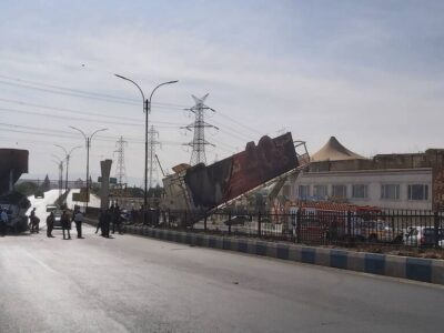 ترافیک و انسداد مقطعی در محور تهران-جاجرود بر اثر برخورد
کشنده با پل عابر پیاده